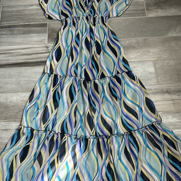 Kate and Lily | Tiered Patterned Maxi Dress - Picture 5 of 9